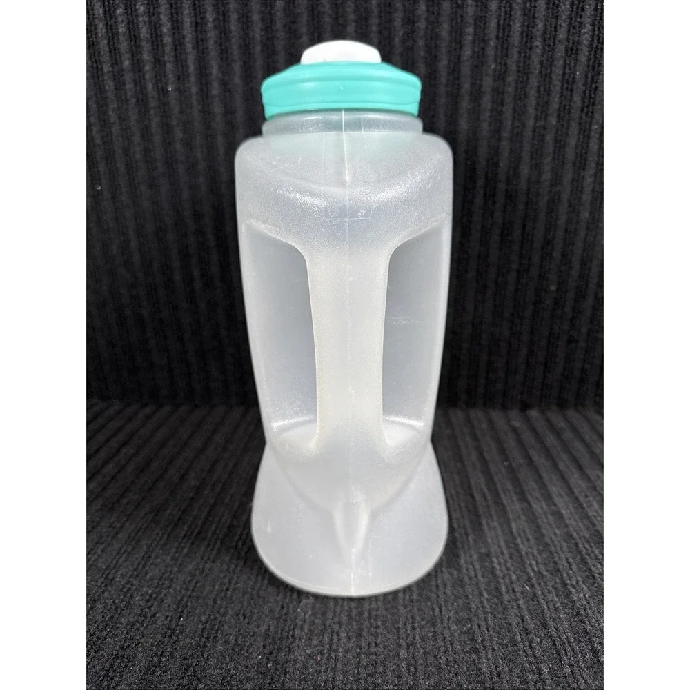 Rubbermaid Mixer Mate 3 Quart Bottle‎ Handle Limited Edition Teal Aqua Flip Top